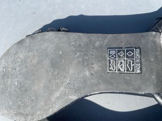 Sandali bassi neri swish jeans con Swarovsky 39