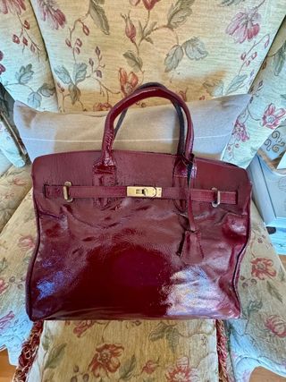 Bolso cuero charol