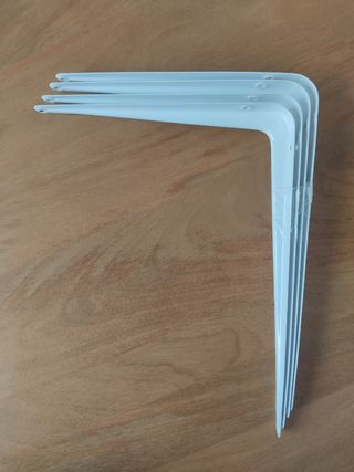 Escuadras blancas, 4 soportes para baldas, 30 x 25