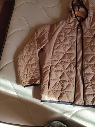 chaqueta nike nueva sin etiqueta, nunca usada.