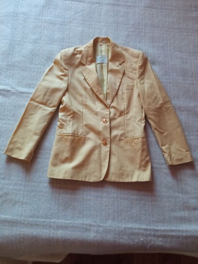 Giacca donna elegante per primavera.