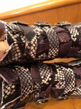 MARTINELLI Botines escamas 38