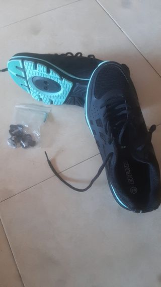 ZAPATILLAS SPINNING NUEVAS MARCA B-PRO TALLA 40
