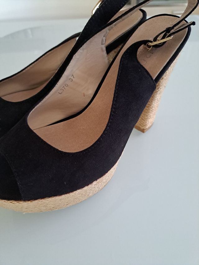 ZEPPE IN CAMOSCIO NERO