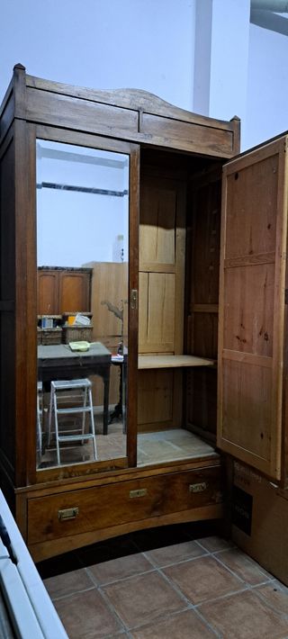 Armario antiguo para restaurar