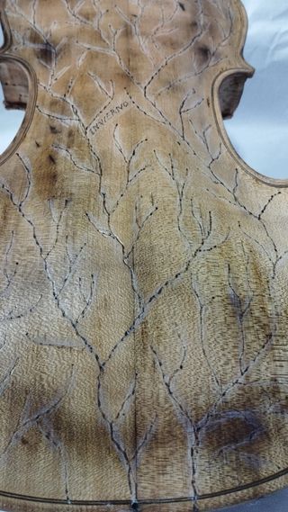 VIOLÍN, ARTESANÍA 
