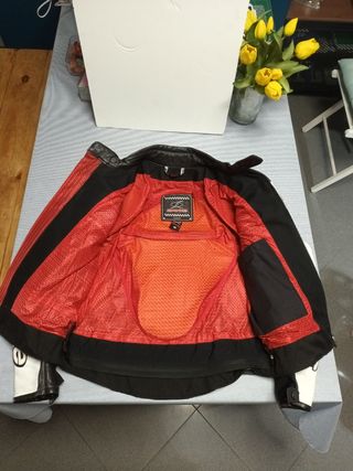 Chaqueta de cuero moto, talla 48 
