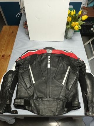 Chaqueta de cuero moto, talla 48 