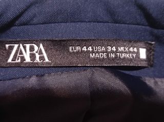 Traje de graduación Zara