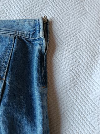 Falda pliegues vaquera Mango talla M