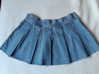 Falda pliegues vaquera Mango talla M 