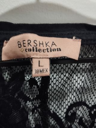 Camiseta transparente tipo encaje 