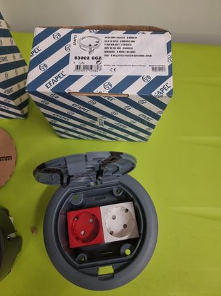 Efapel Caja de suelo 4 modulos antracita