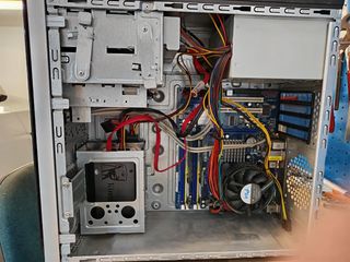 PC ORDENADOR HP QUAD CORE 