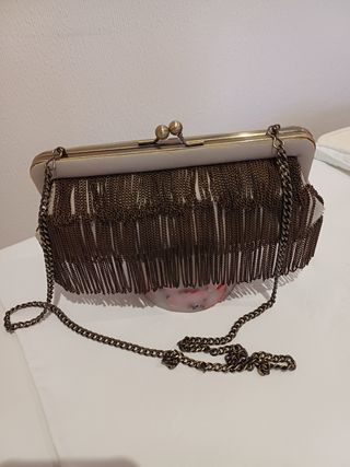 Bolso de mano para eventos.