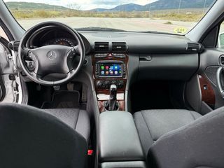 Mercedes-Benz Clase C 2003