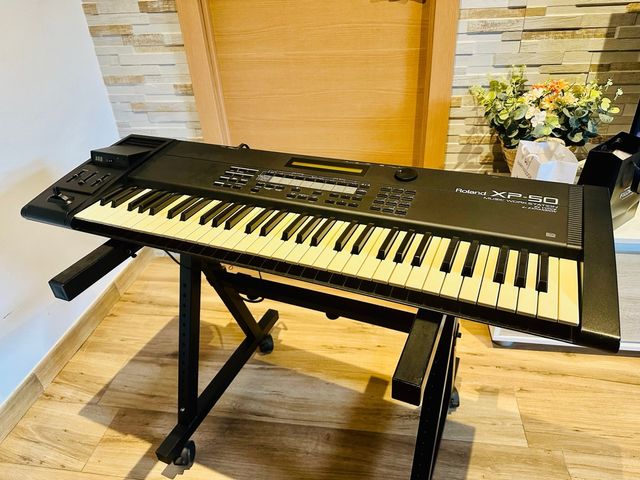 Roland xp 50 (Solo por hoy)