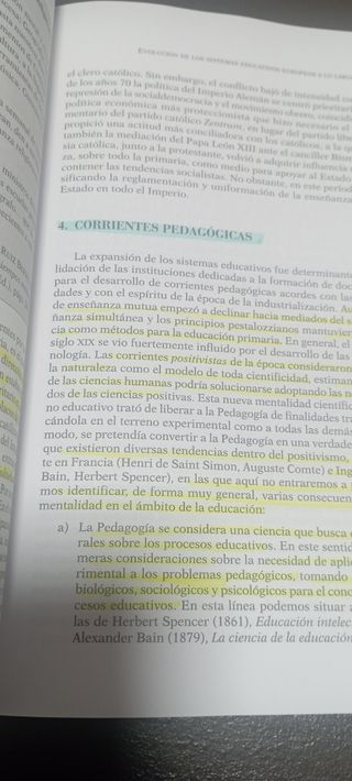 Corrientes e instituciones educativas contemporáneas (GRADO) (Spanish Edition)