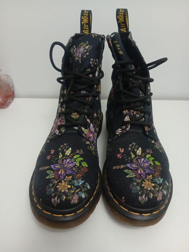 Botas Dr. Martens mujer original diseño
