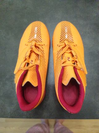 Botas fútbol niño T33