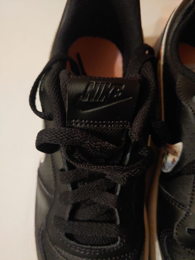 Zapatillas Nike. T.38.5