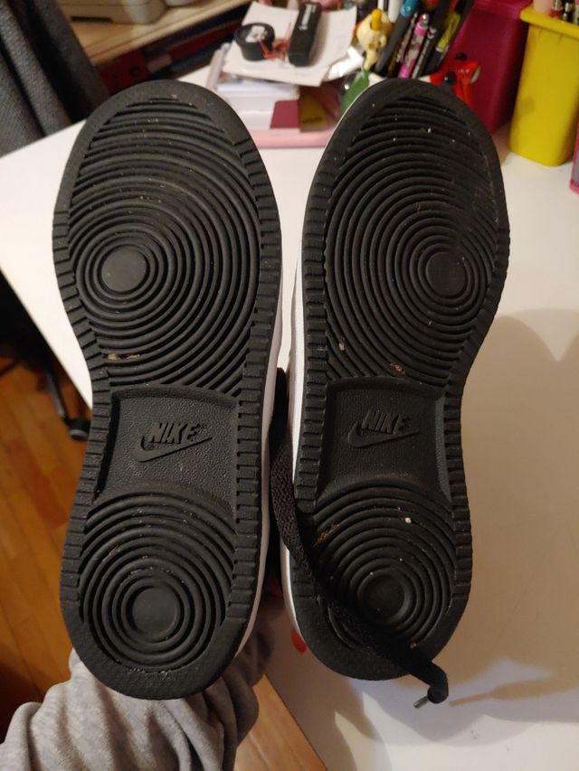 Zapatillas Nike. T.38.5