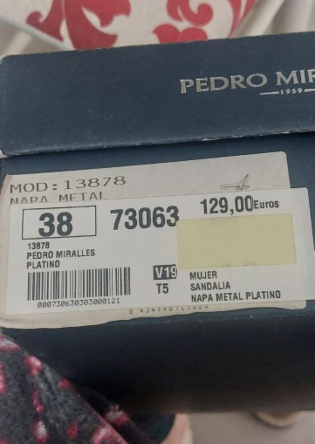 Sandalias PEDRO MIRALLES doradas