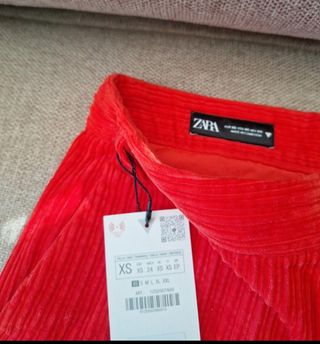 Pantalón  zara pana invierno zara nuevo