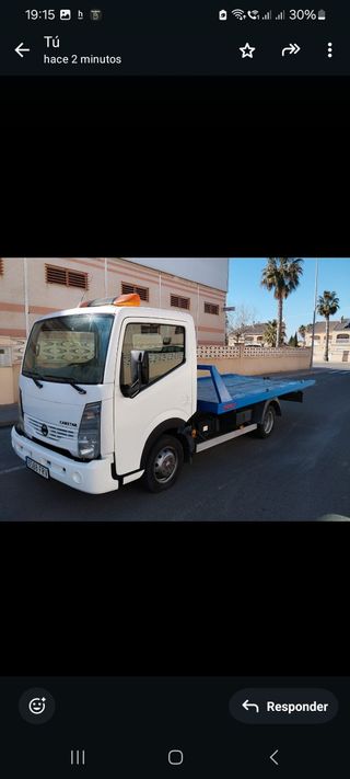 Nissan Cabstar 2008