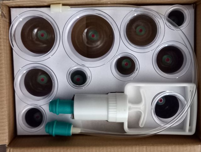 Juego de terapia de ventosas