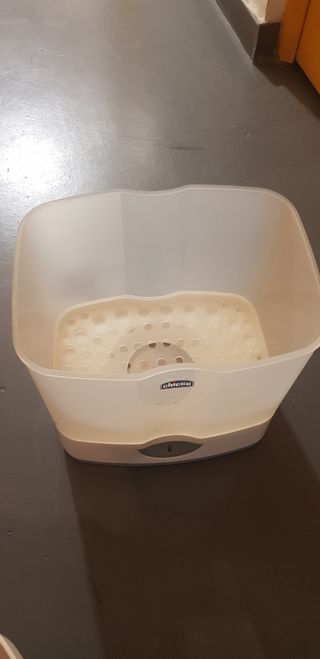 Hervidor esterilizador de biberones