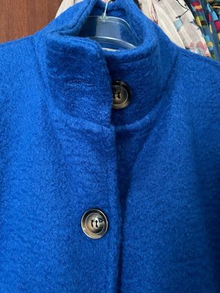 Abrigo paño azul klein 