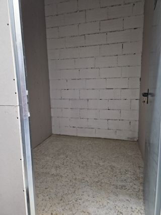 Alquiler de trasteros 4 y 5 metros aprox.