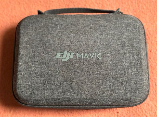 DJI Mavic Mini Fly More Combo con accesorios