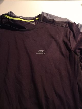 Coppia maglie Decathlon Domyos e Kalenji