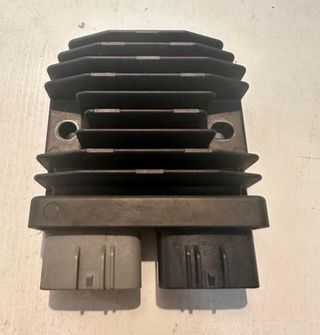 REGULADOR YAMAHA CP2 mt07 tenere .....