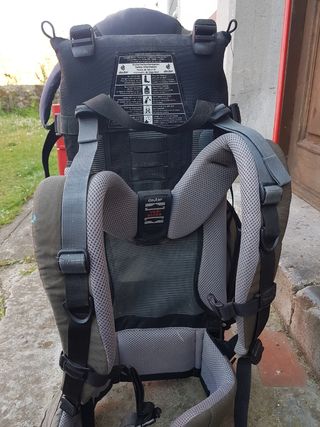 Mochila porteo montaña bebe