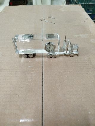Reloj camión de cristal