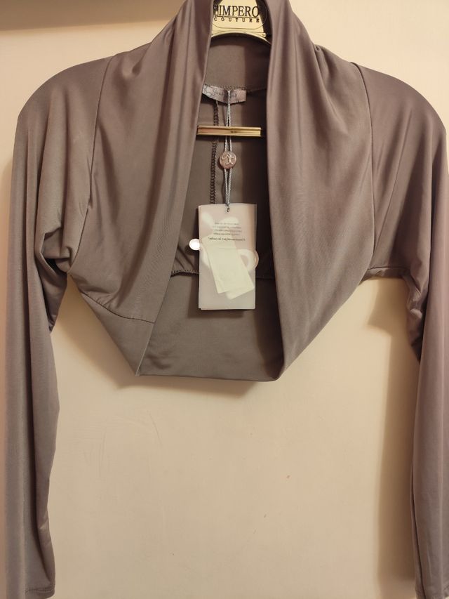 Bolero, Coprispalle colore fango nuovo