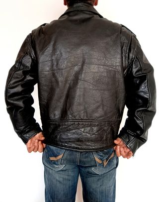 Chupa heavy rockera de cuero XXL Medidas indicadas