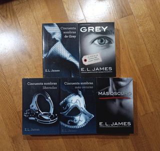 5 libros CINCUENTA SOMBRAS DE GREY