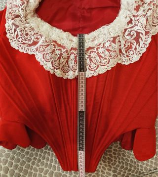 Traje de valenciana / fallera siglo XVIII