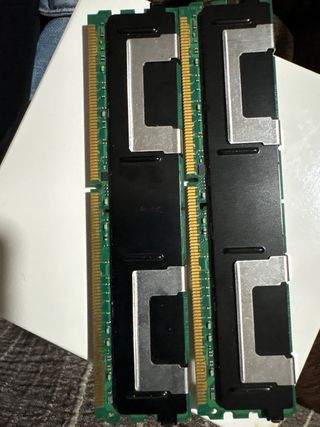 Memoria kingston 2GB 2Rx4 PC2 5300F