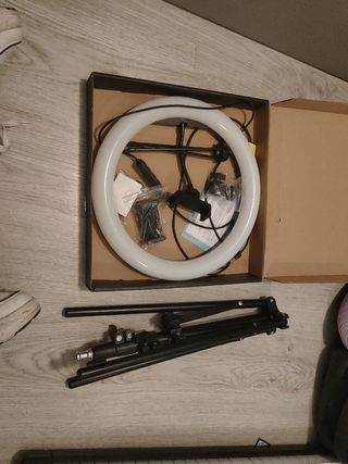 Aro de luz con trípode