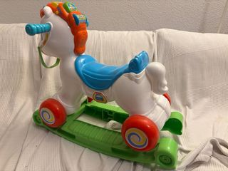 Caballito balancin correpasillos Tito Clementoni