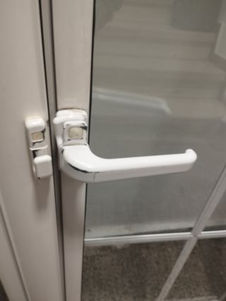 Ventana de aluminio blanco SIN MARCO CLIMALIT