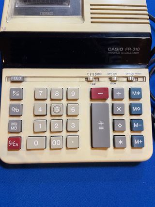 Calculadora eléctrica  Casio con impresora