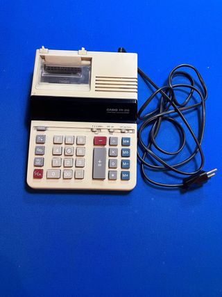 Calculadora eléctrica  Casio con impresora