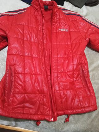 Cazadora Adidas originals roja