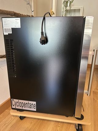 Vinoteca nevera 12 botellas Cecotec 2024